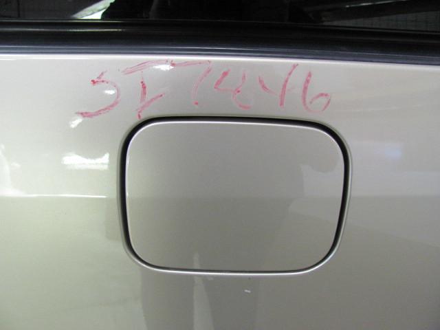 04 toyota sienna tan fuel filler door 3i7846 1508883