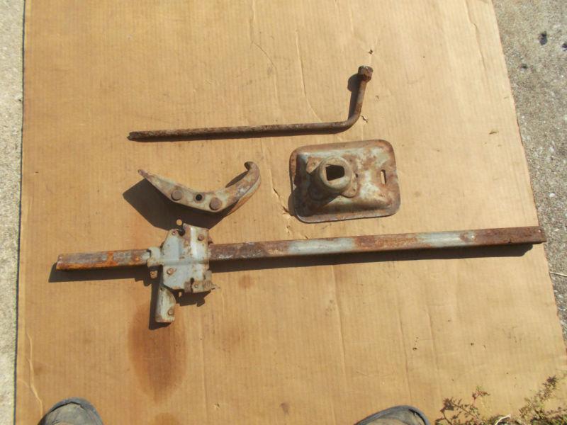 1970 mopar dodge coronet, super bee bumper jack & hold down bracket, clamp