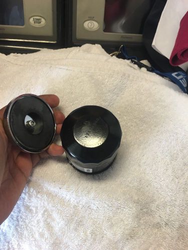 Oil filter magnet