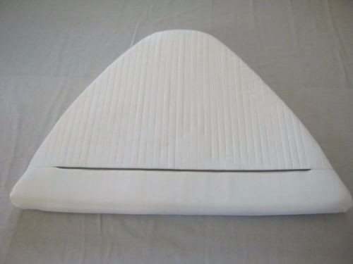 Boston whaler dauntless 15' bow cushion, bcd-15