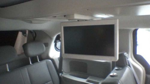 09 10 town country info-gps-tv screen 269631