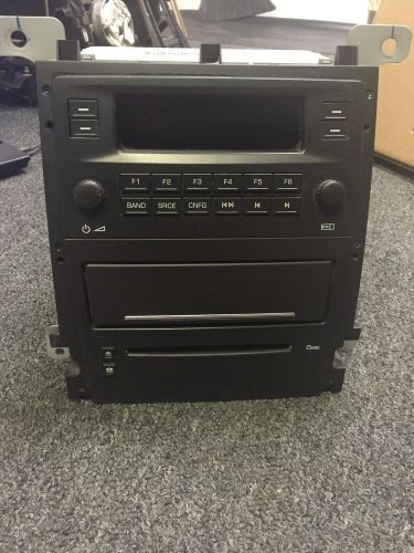 05-07 cadillac sts 6 disc am fm radio player w/compartment oem 15806292