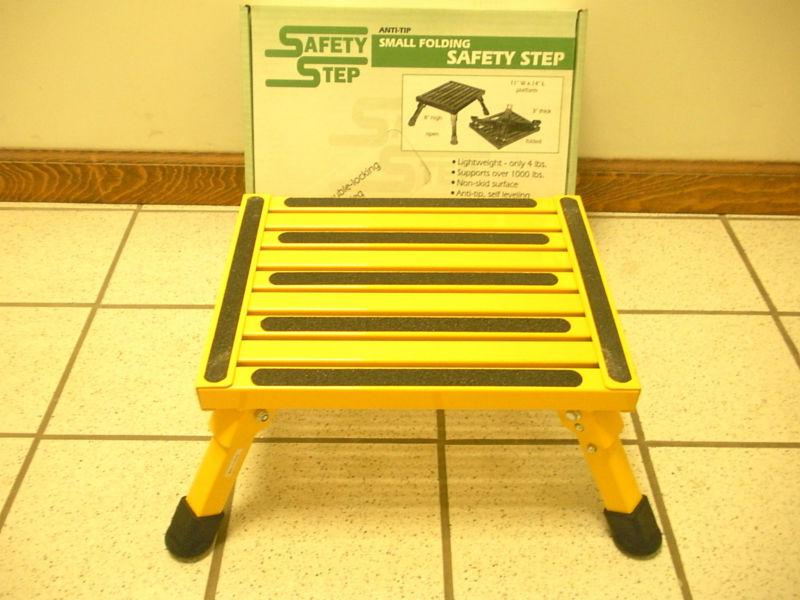 Nib  folding safety step  small 11x14 supports 1000lb.  8"high open