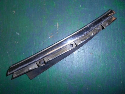 1968 impala caprice lh fender top edge trim hood extension