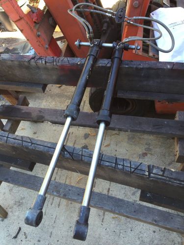 Mercury 888 trim tilt cylinders