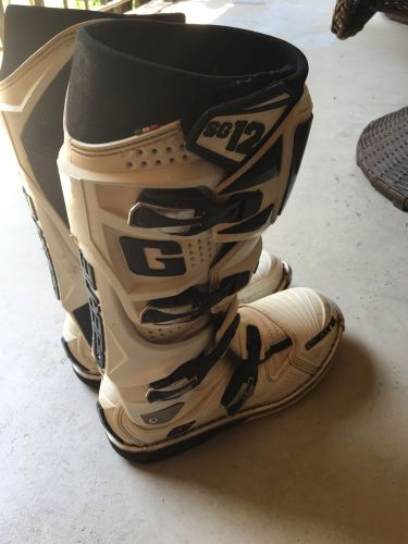 Gaerne sg12 size 12 white