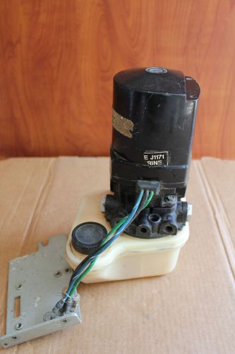Mercury mercruiser hydraulic tilt / trim pump assembly j1171