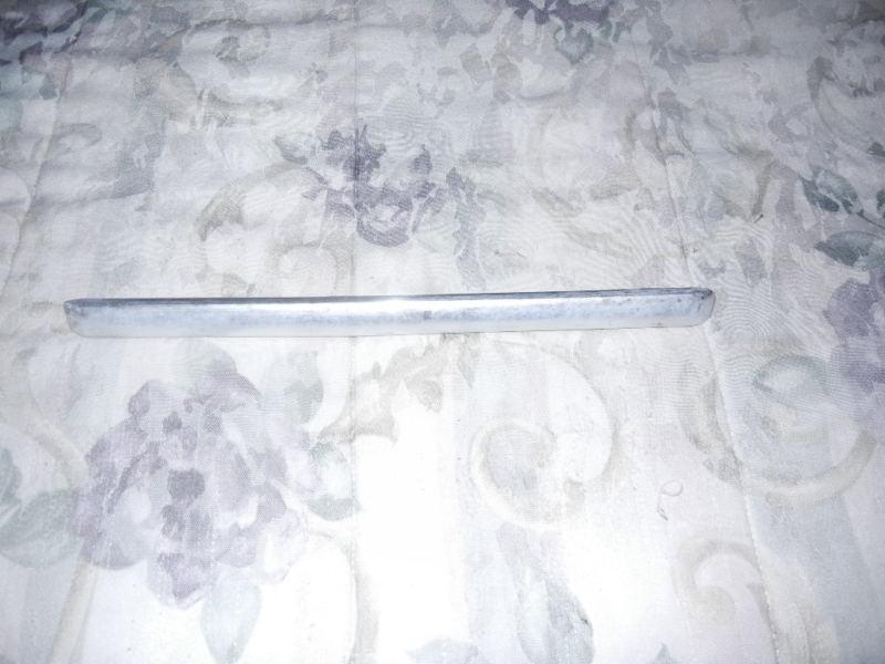 Mercedes benz 220 s se ponton sedan front fender lower trim