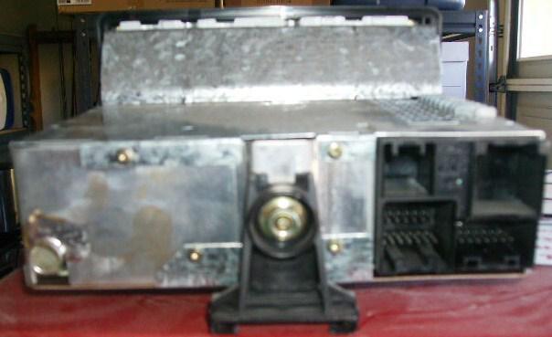 2003 Ford Mustang Radio FM/AM CD Player Factory OEM 3L2T-18C815-UB , US $25.00, image 2