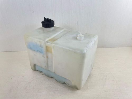 Yamaha Outboard Remote 2 Stroke Oil Tank Assembly Tank 2.8 Gallons 10L, US $71.95, image 6