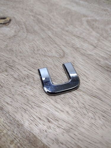 04 05 06 acura tl "u" rear trunk lid chrome emblem logo badge symbol oem