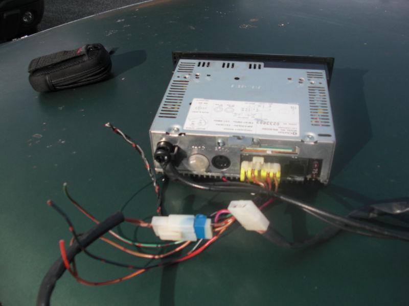 Nissan 720 datsun clarion datsun sport truck oem am/fm radio z24 4x4 factory 