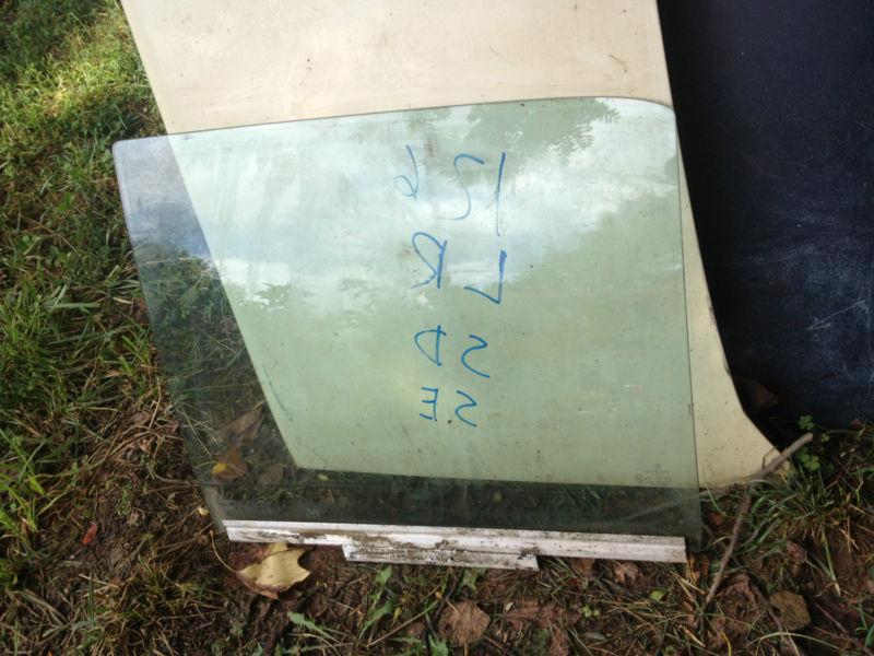 Mercedes W126 300 SE 300 SD 350 SD 380 SE Left Rear Door Glass Window 1981-1991, US $69.99, image 2