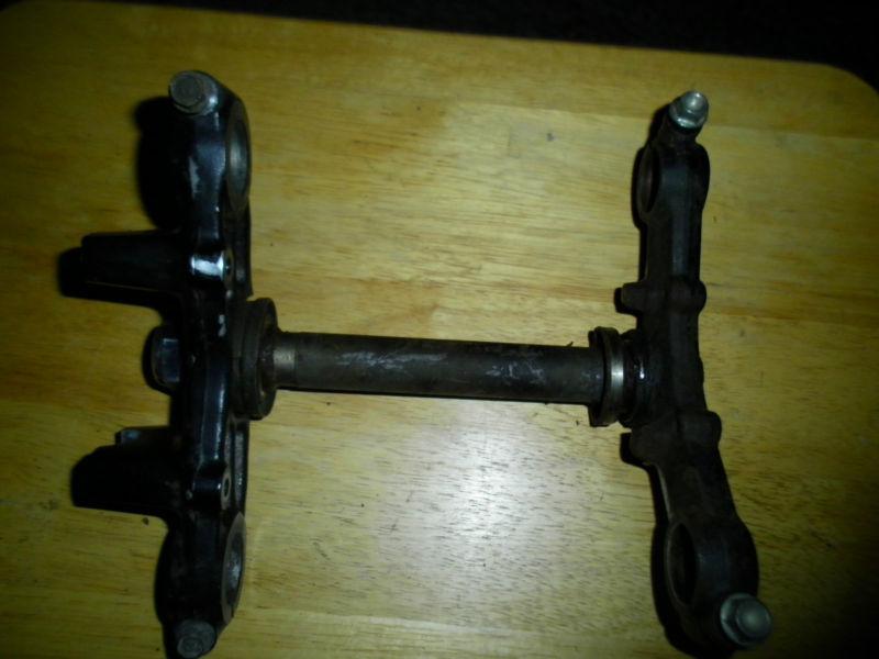 Honda 1986 xr100r xr100 triple tree steering clamp fork head bolts & brackets