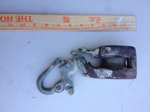 Snatch block snap shackel brass