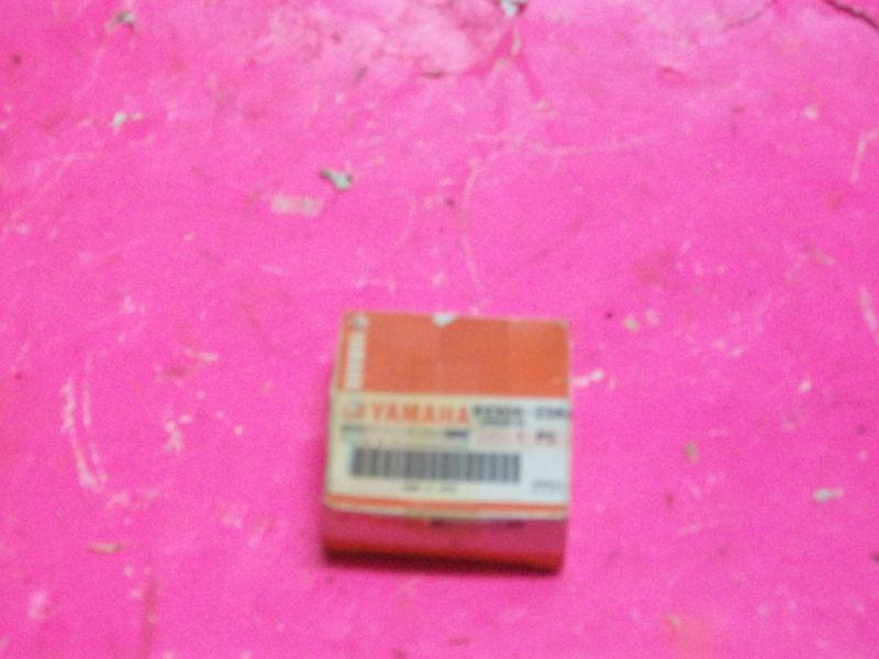 New yamaha vmax 4 bearing new #93306-20640