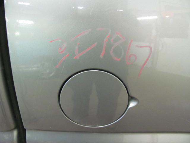 06 silverado 1500 gray fuel filler door 3i7867 1511359