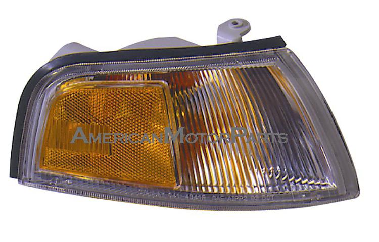 Passenger replacement park turn signal corner light 97-02 mitsubishi mirage 4dr