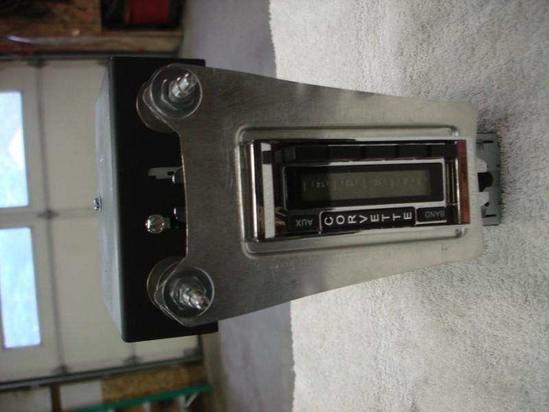 1963 to 1967 custom auto sound radio & kick panel speakers