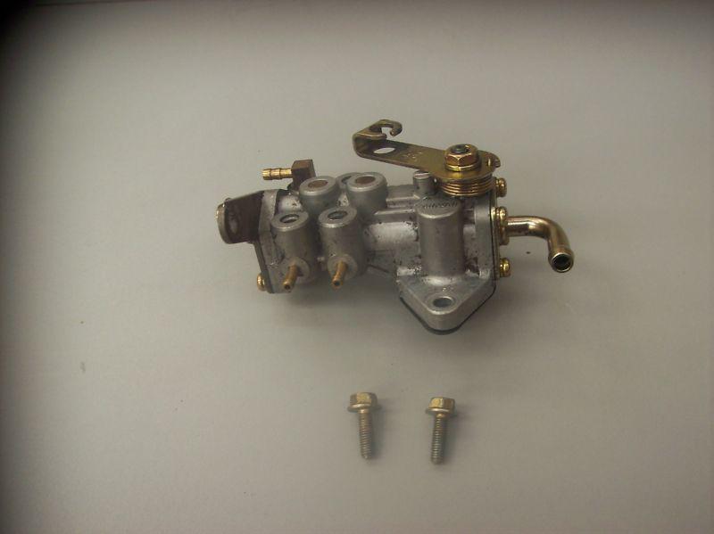 Polaris 2006 05 fusion dragon 600ho shift switchback iq  (oil pump)