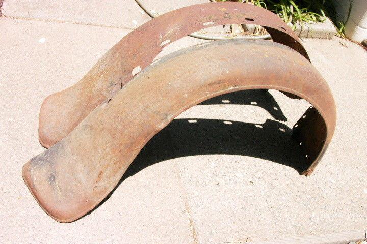 1931-32 plymouth sedan rear fenders