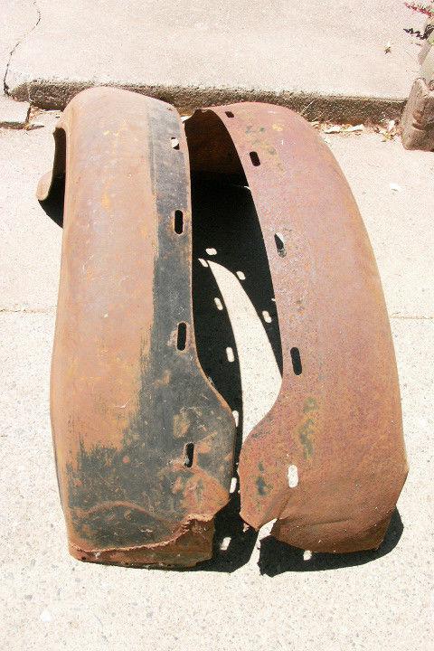 1931-32 PLYMOUTH SEDAN REAR FENDERS, US $200.00, image 2