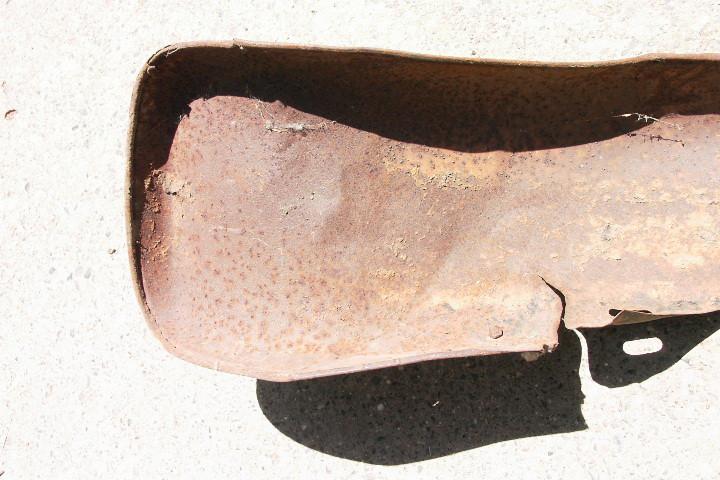 1931-32 PLYMOUTH SEDAN REAR FENDERS, US $200.00, image 3