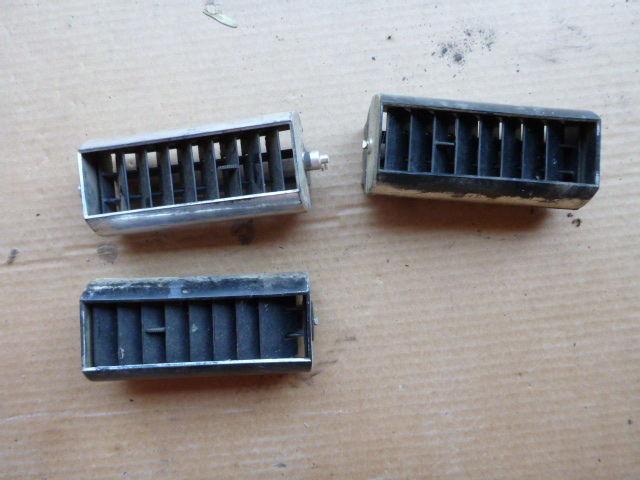1984 chevrolet 1/2 ton chevy pickup truck silverado interior dash heater vents 