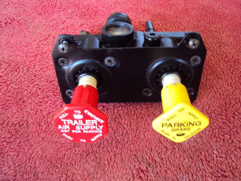 Buy Bendix MV 3 parking brake valve kenworth freightliner peterbilt W900 359 379 in Los Angeles