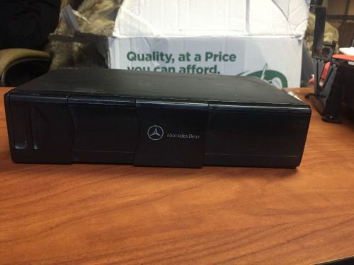 Mercedes benz clk500 cd changer mc3010 a2038209089