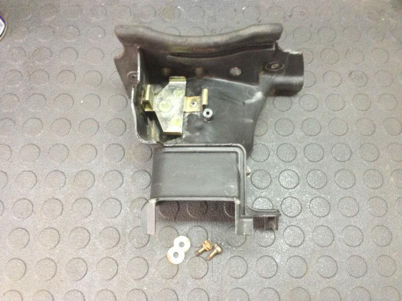 1981 yamaha yz125 cdi mount "engine bracket" 4v2-21419-00-00 81 yz 125