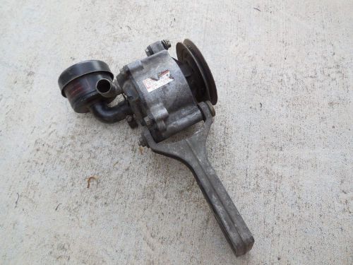 Porsche 911 air pump with bracket