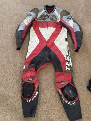 Men's teknic motorcycle racing leathers, red/black, size 44us 54uk