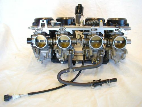 Yamaha yzf600r carburetor set. complete. excellent condition. 2006, 2007. carbs.