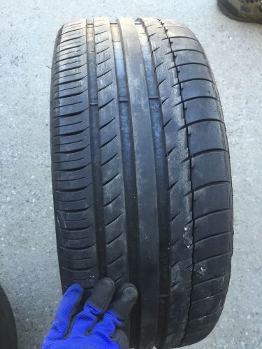 245/35/21  michelin pilot sport (1) 8/32