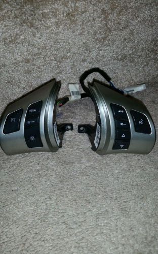 Saturn vue steering wheel audio radio cruise control switch wiring harness 06-07