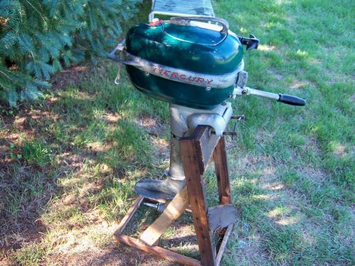 Mercury 5 hp outboard green with stand spare parts runs owners manual