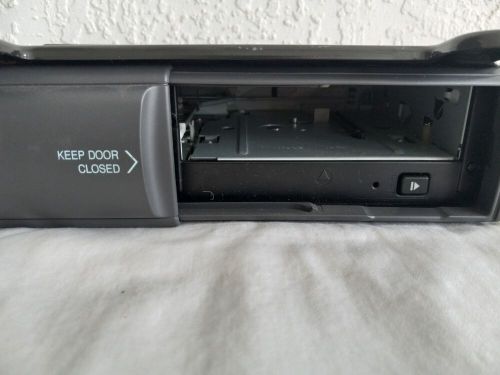 OEM Cadillac 6 DISC CD Changer from 2000 Deville #25674193, US $124.99, image 4