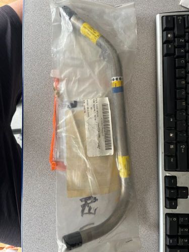 Genuine boeing tube 4710-01-146-8835  74a695536-1001