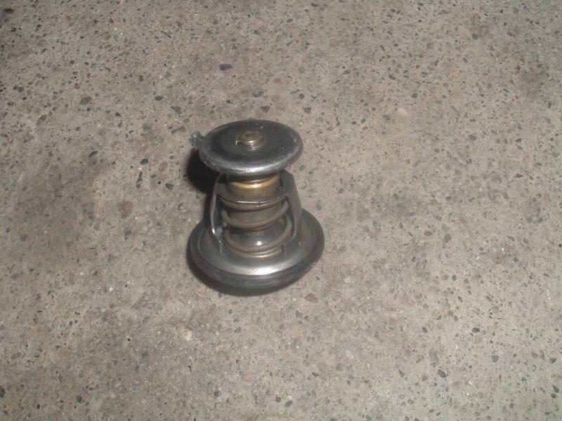 Oem 01-08 ski doo thermostat # 420922515 or 420922519  42d 