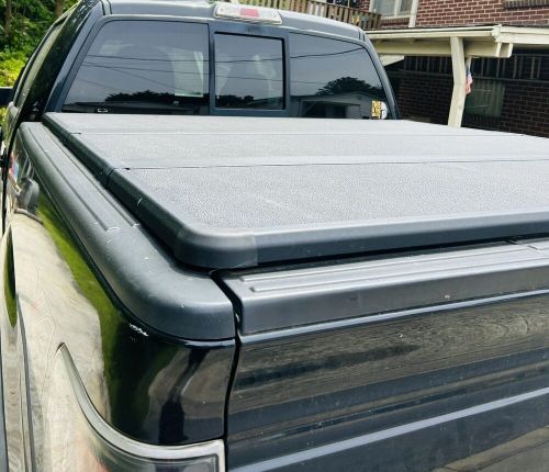 Solid fold 2.0 tonneau ford f150