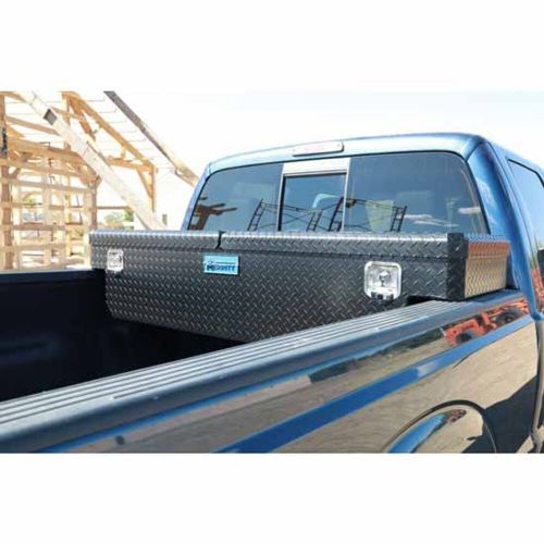 Merritt aluminum diamond plate crossbody tool box for full size trucks
