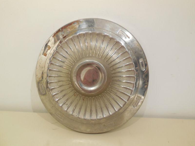 Vintage ford 9 1/2" hubcap 2