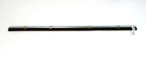 Mercedes w115 220d a0019874257 rear window seal gasket-