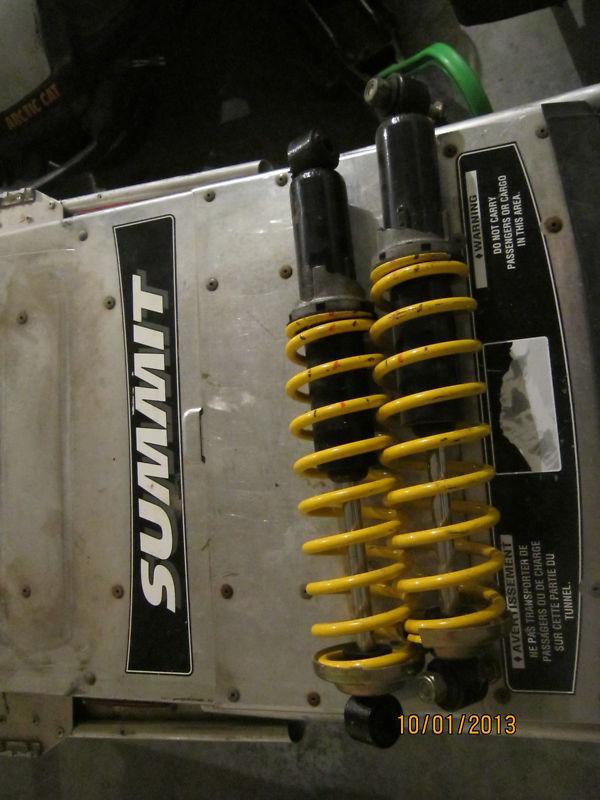 Skidoo 2000 700 mxz summit  front shocks
