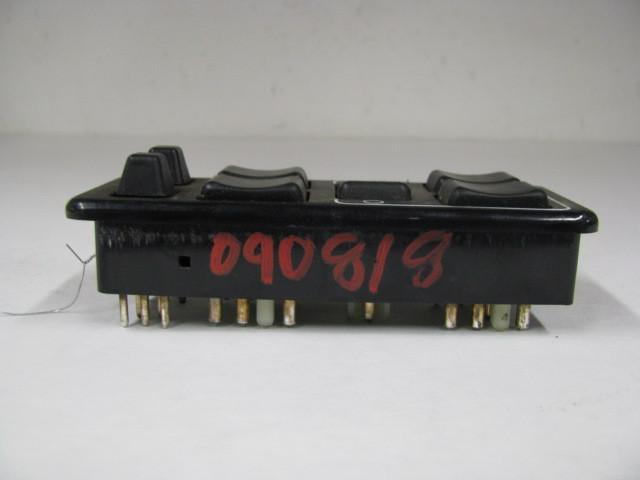 WINDOW SWITCH Volvo 740 1992 92 389739, US $34.99, image 3