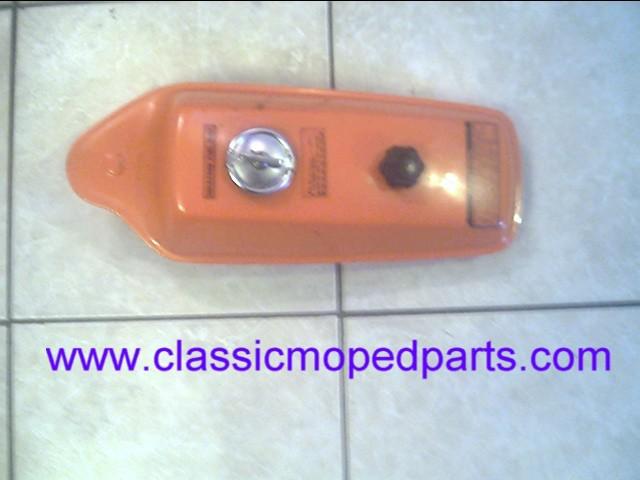 Nc50 honda express (fuel tank / gas tank) 1978 yr (good used) orange  w/caps