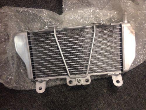 2007-2009 yamaha yz250f radiator left