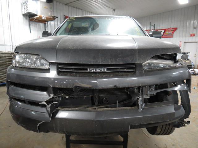 2003 isuzu axiom 88268 miles hood 2532521