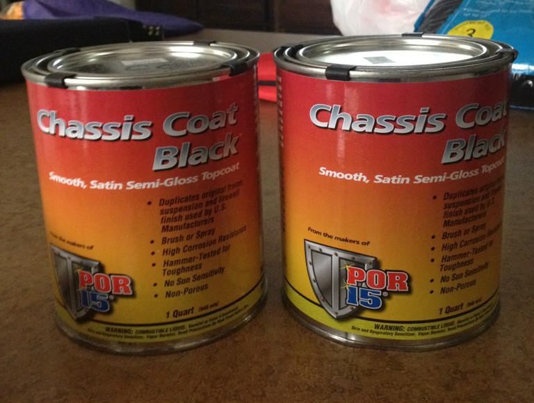 (2) two new unopened quarts of por 15 chassis satin semi-gloss black topcoat